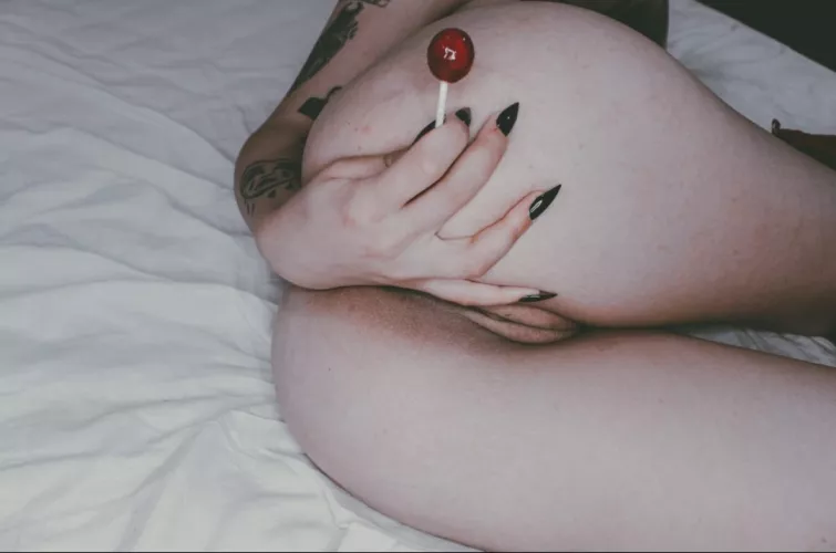 Would you like a taste of my lollipop?