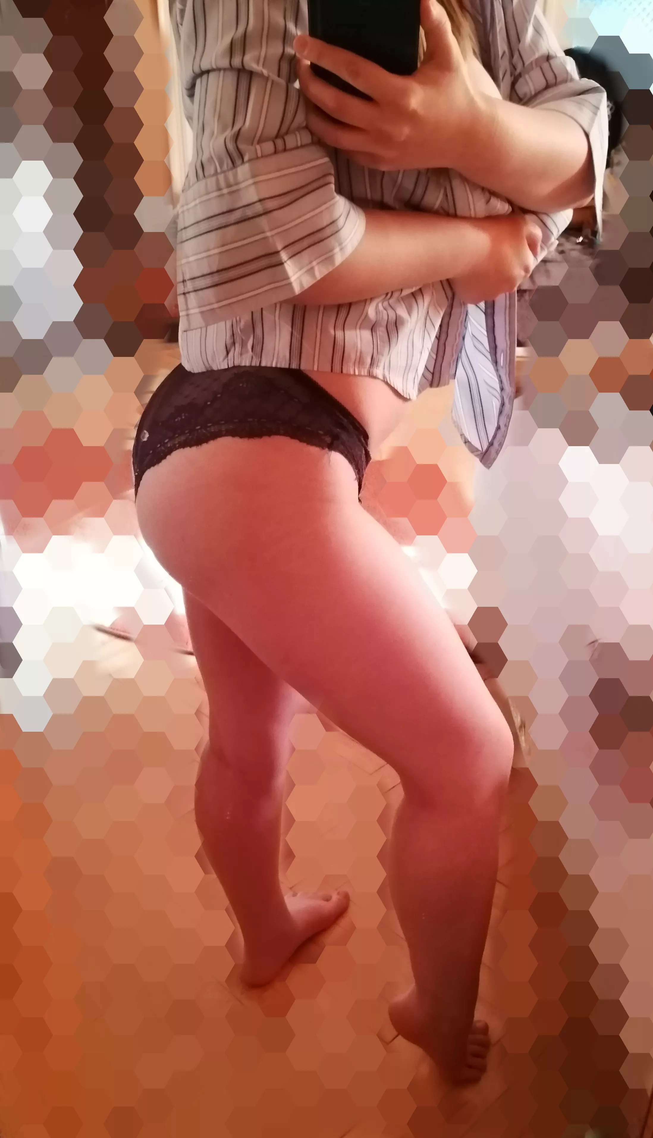 Would you like this feet around your cock? Would you like this feet around your cock?