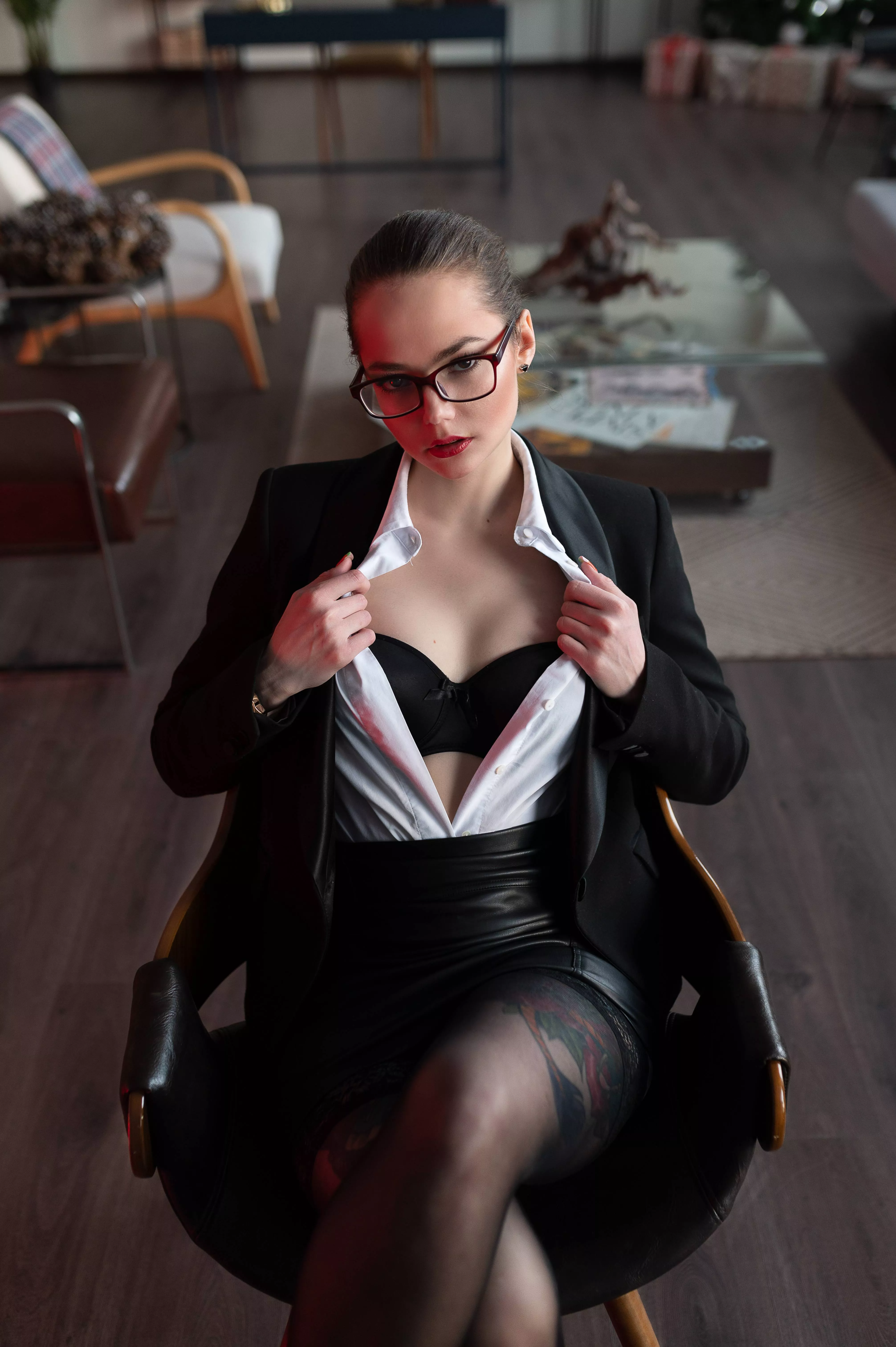 Would you like to have such a secretary?