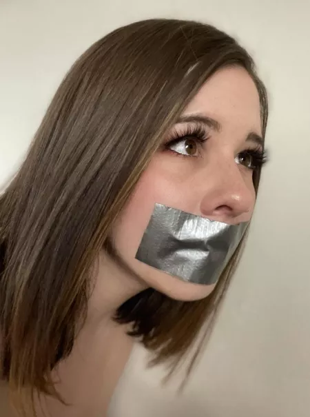 Would you like to see me like this, taped and looking up at your cock 🤤