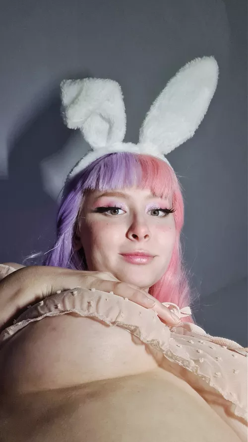 Would you like to sleep on my lap like that?ππ°πΈ