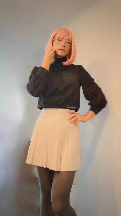 Would you like to untie my 🎀😳? Would you like to untie my 🎀😳?