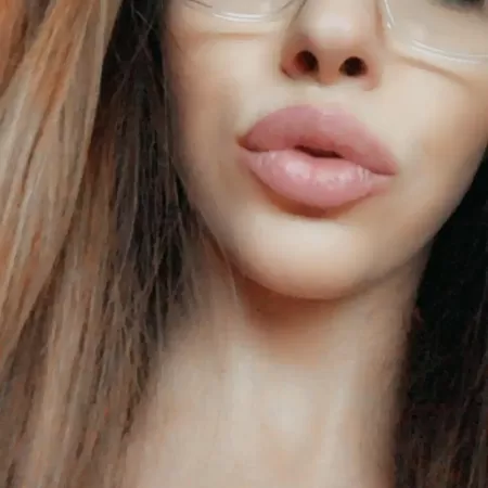 Would you like using my wife’s dsls? Would you like using my wife’s dsls?