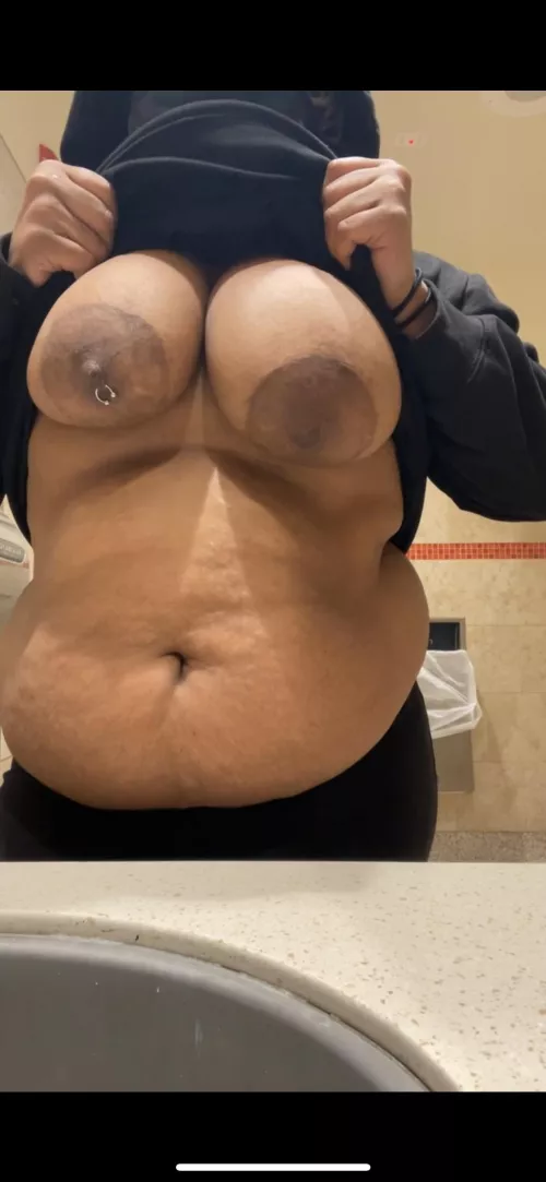 Would you meet me in the bathroom