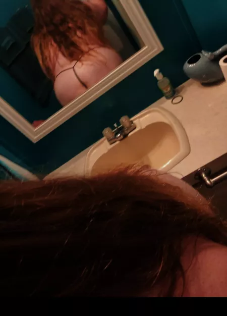 Would you oil me up and fuck me? Would you oil me up and fuck me?