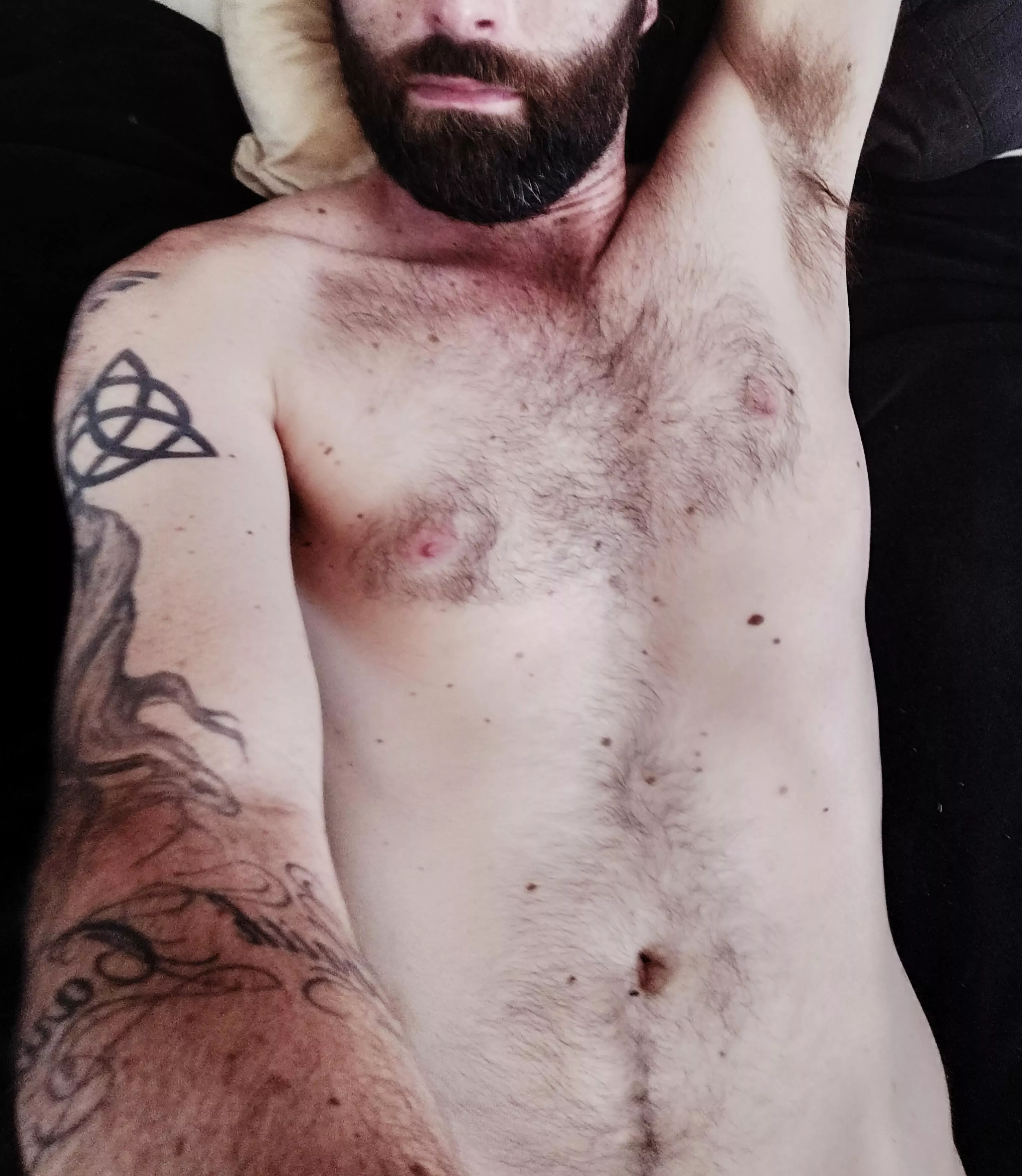 Would you play with me?😈