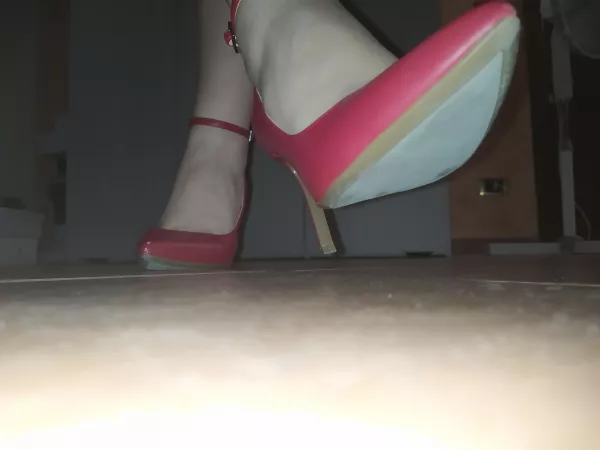 Would you play with my red heels?π
 Would you play with my red heels?π