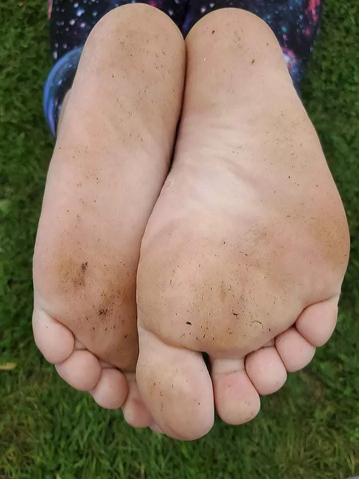 Would you play with these cute dirty feet? Would you play with these cute dirty feet?