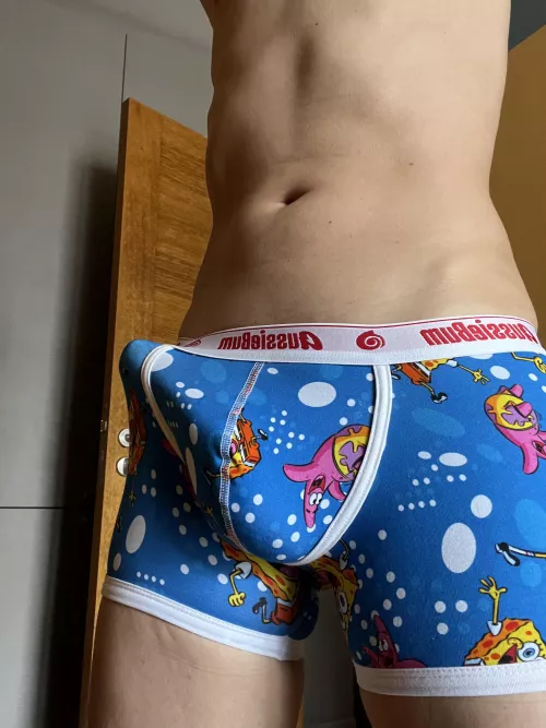 🌈🌈 Would you prefer to choke on this monster 🍆 or to 💦 by it? And Aussiebum SpongeBob boxers make it extra 🔥🔥