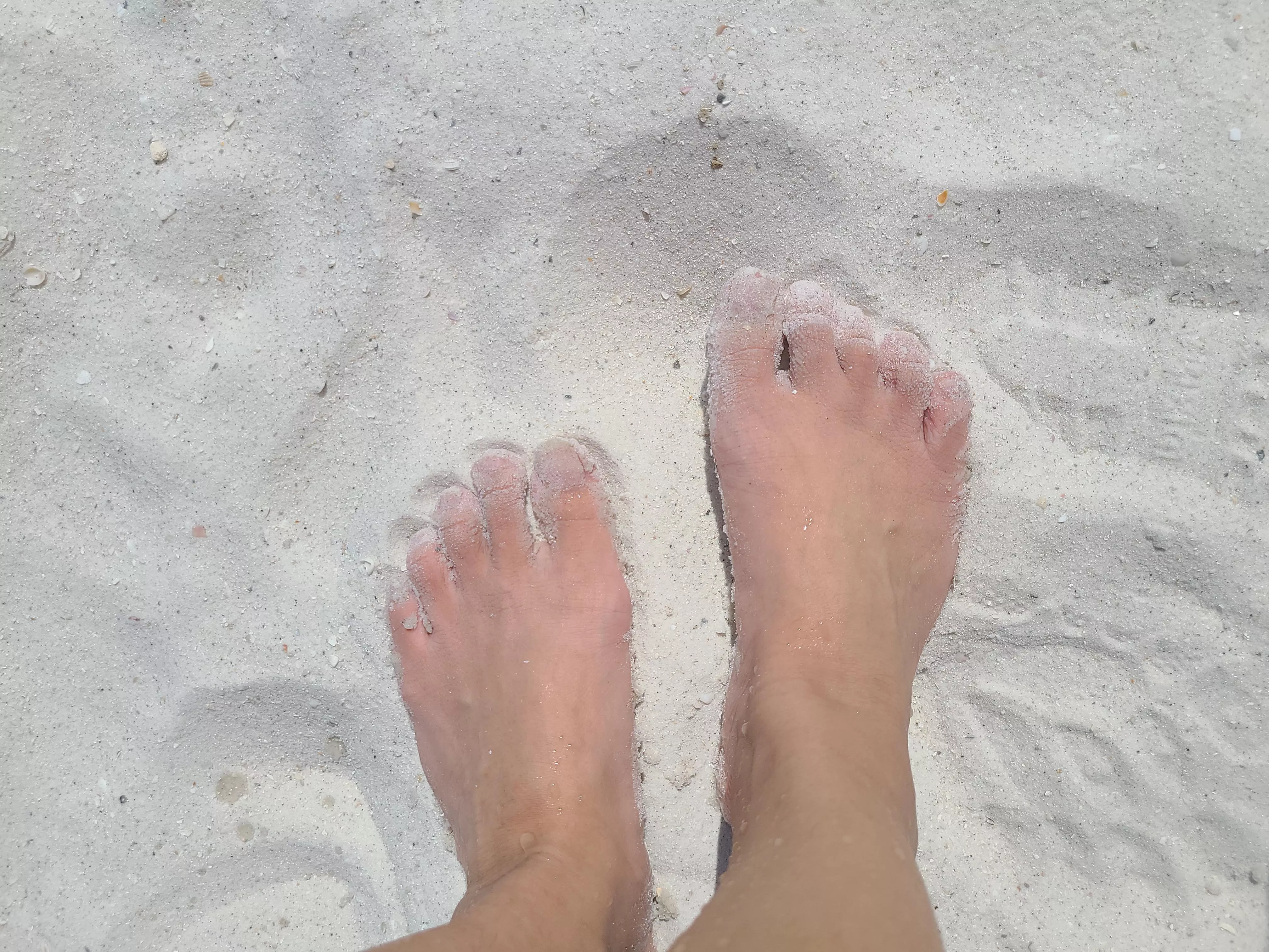 Would you rub my feet on the beach? Would you rub my feet on the beach?