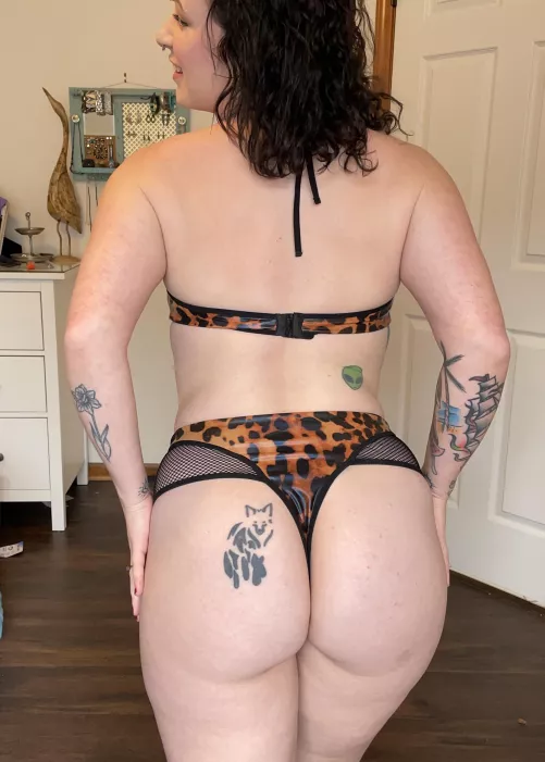 would you smack my ass?