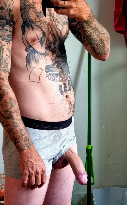 Would you spy on me if I lived nextdoor ? (38)