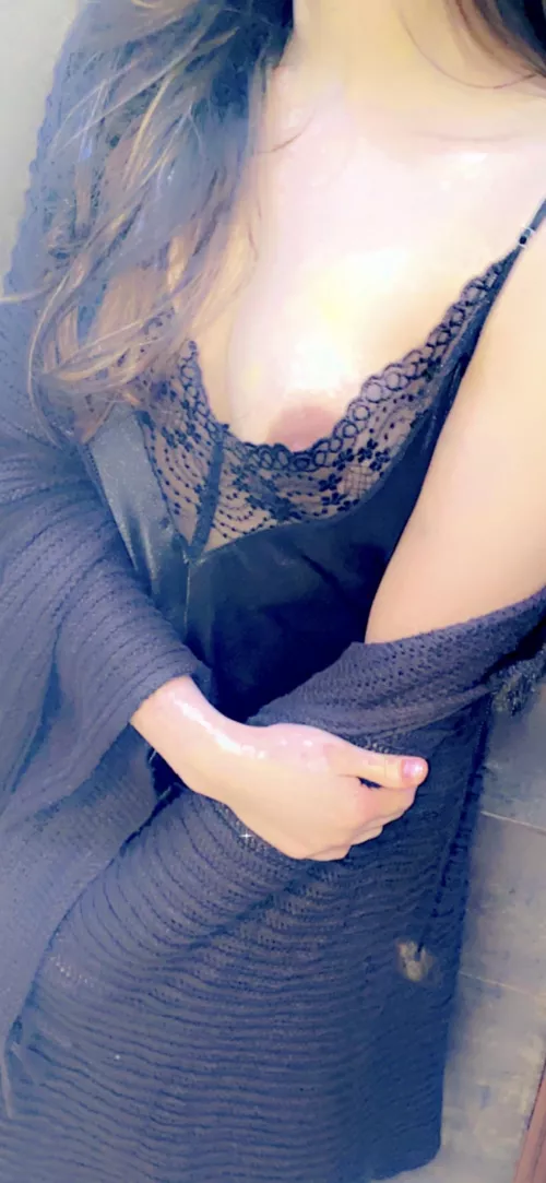 Would you stare at me if you see me like this in a party(f)