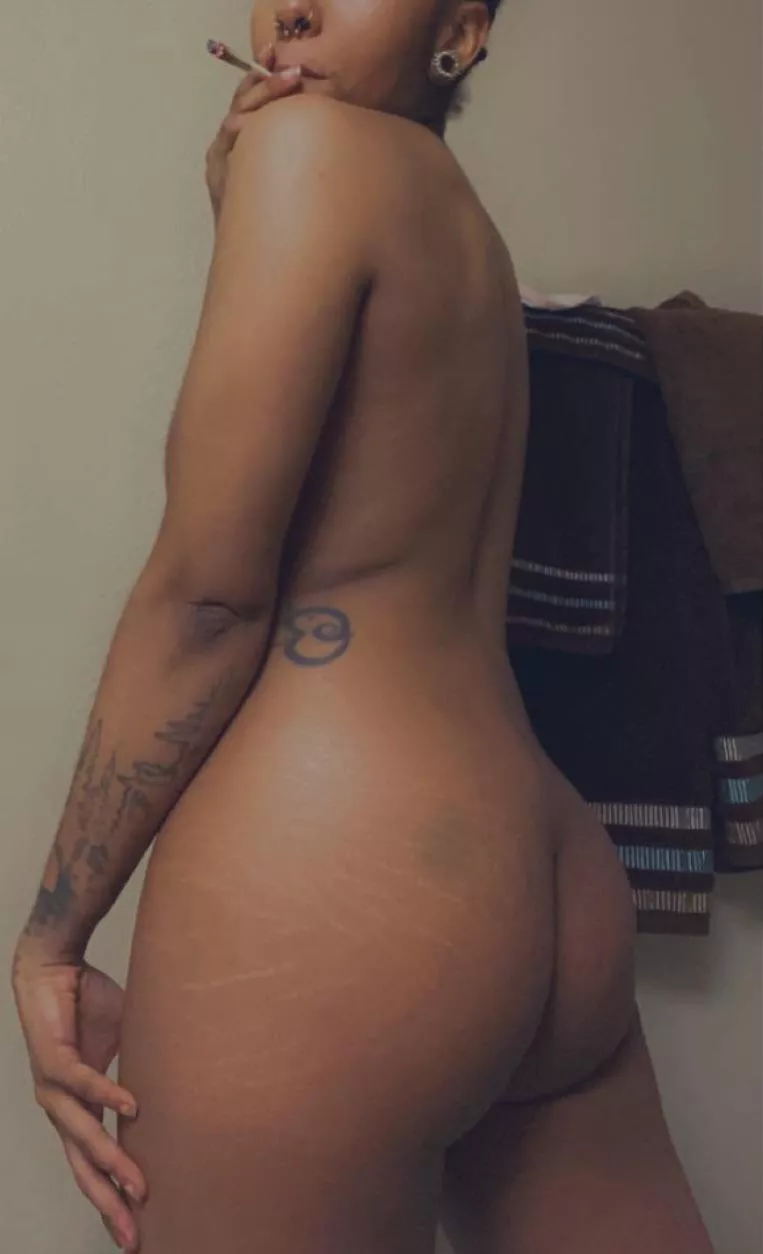 Would you subscribe to my only fans? 🥰 Would you subscribe to my only fans? 🥰
