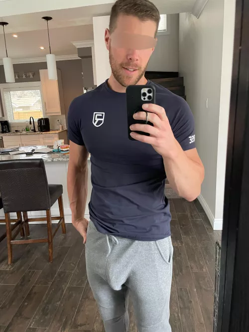 Would you take a good look if you saw me at the gym?