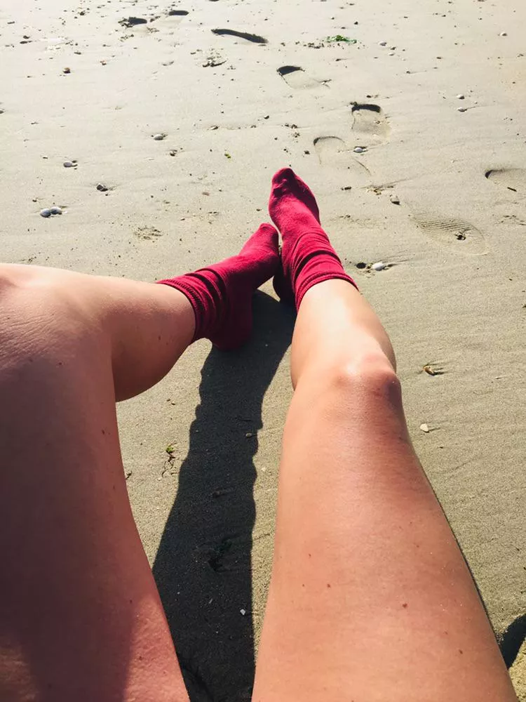 Would you take a sit down next to me ???????