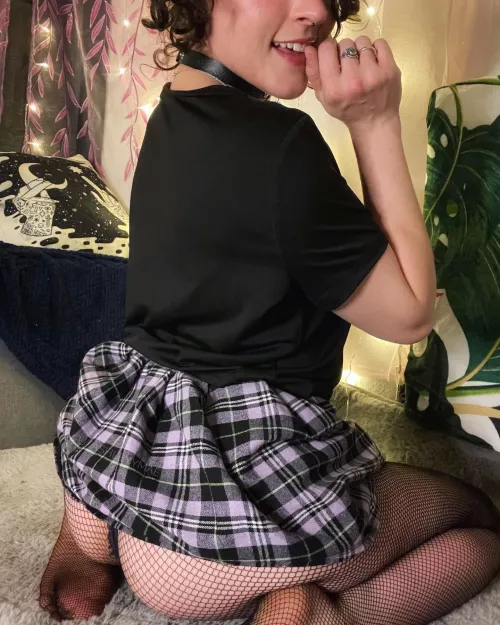 Would you tear a hole in my fishnets to fuck me? ππ€ Would you tear a hole in my fishnets to fuck me? ππ€
