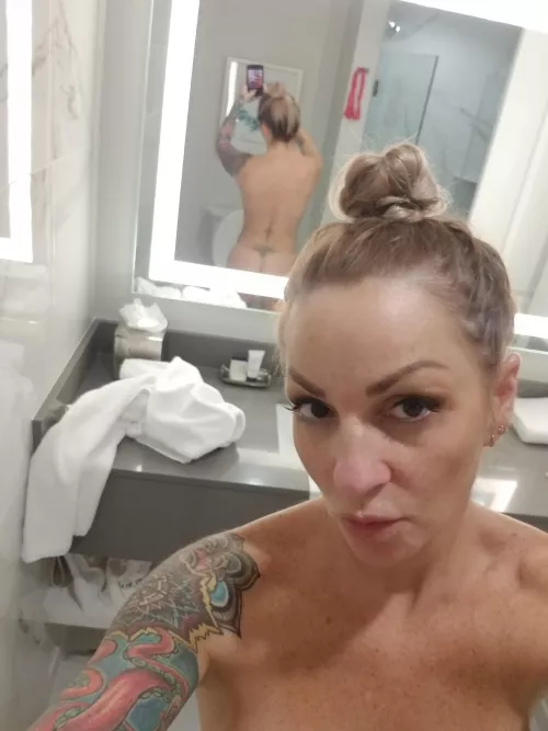 Would you throw me on the counter?(F)42