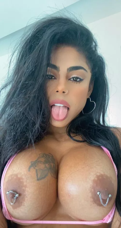 Would you titti fk me