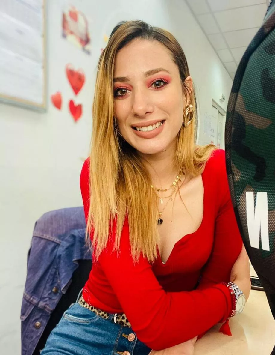 Would you tribute my lovely 19 yo daughter?