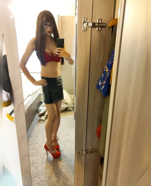 Would you wank on my shoes? Xx