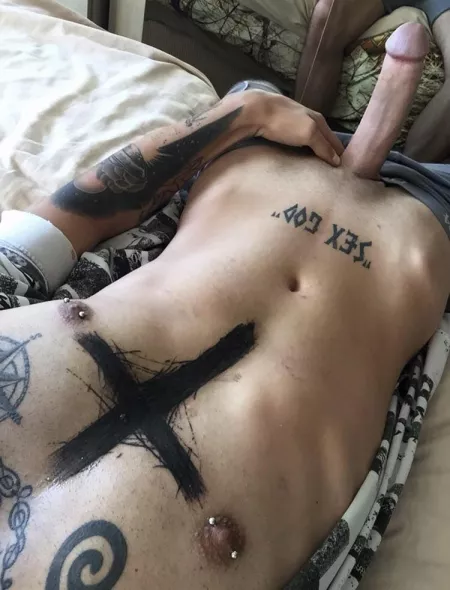 Would you worship me? š
š