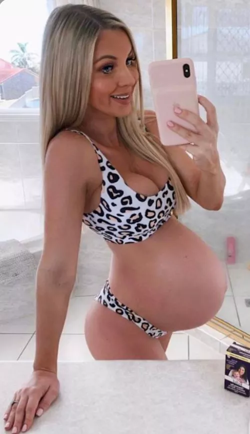 Wow! My tits barley fit?!?! Wow! My tits barley fit?!?!