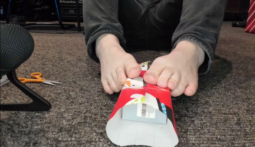 Wrapping Your Christmas Present with my Feet - Repost from /r/ToeTrance