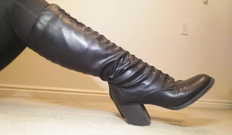 Wrinkled and pointed