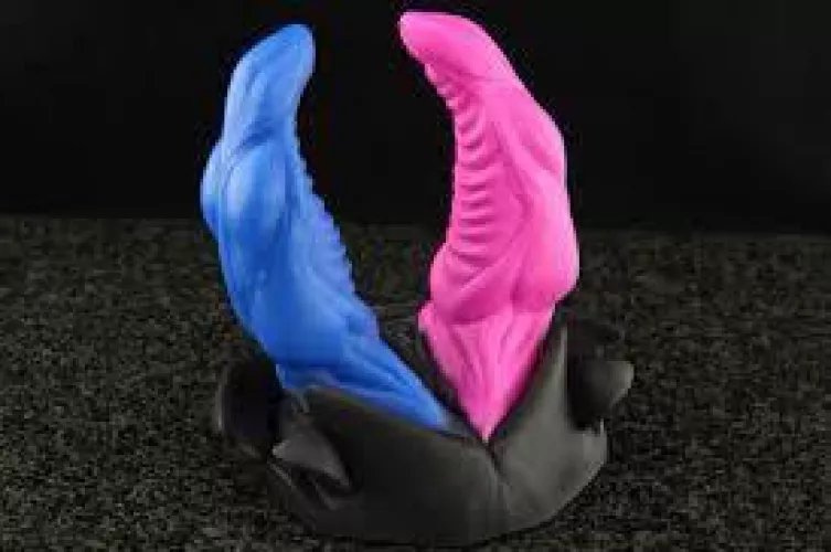 WTB [US] - Bruce in any color M or F firmness!