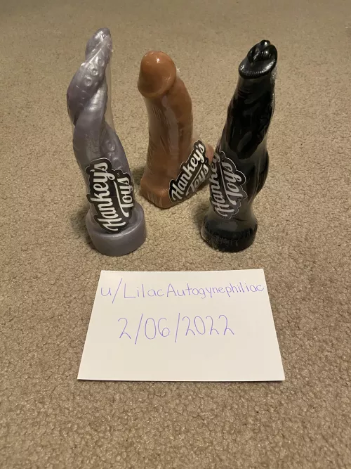 [WTS][USA] 3 Hankey’s Toys