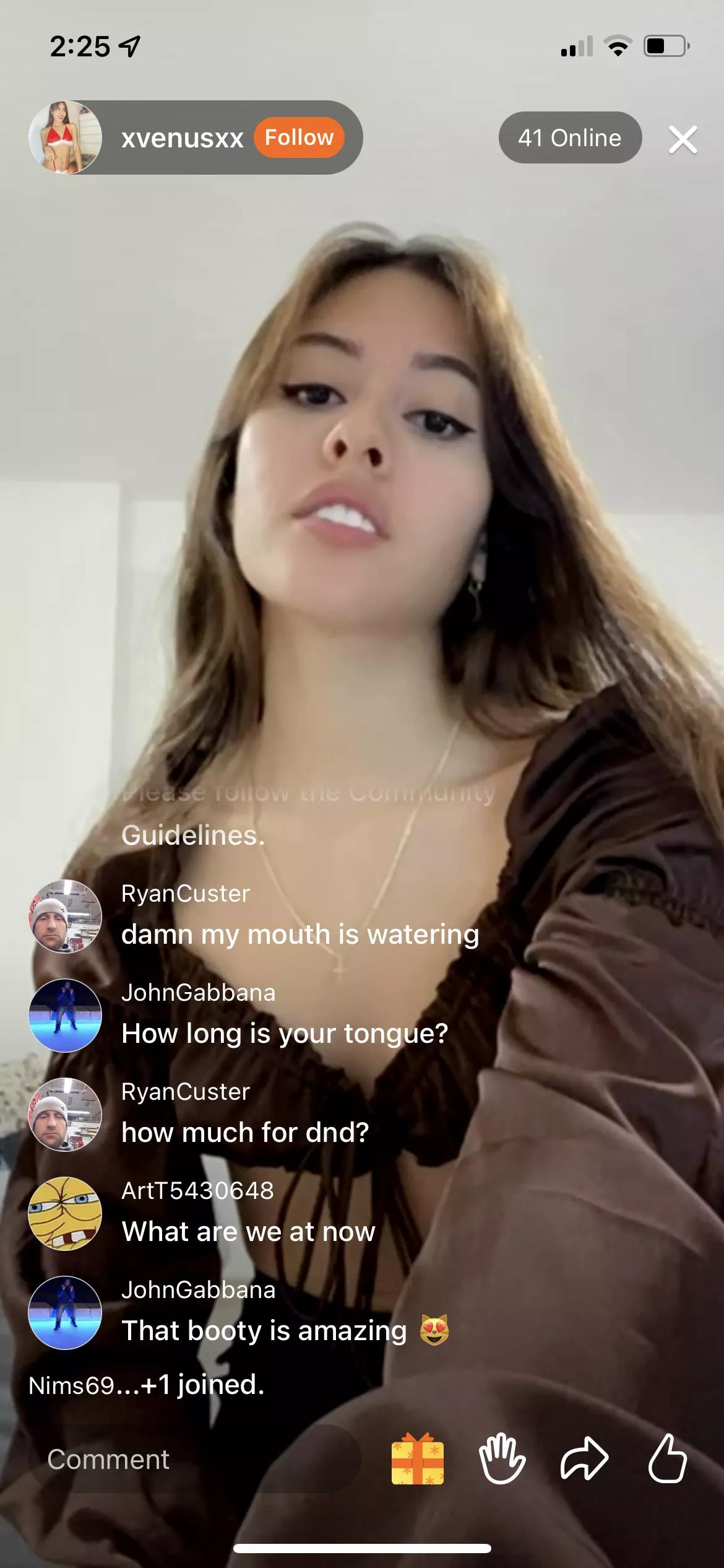 Xvenusxx on clapper 30k goal