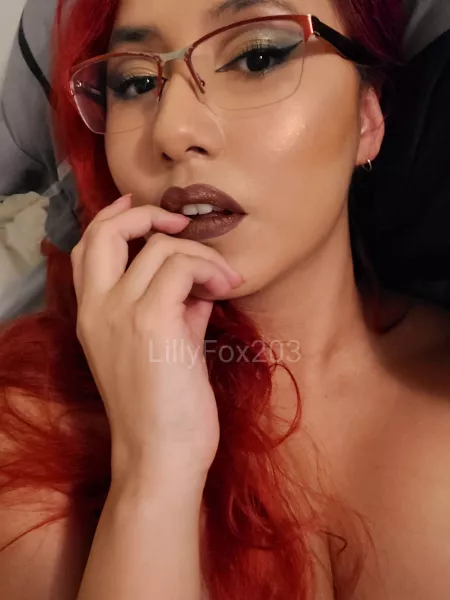 Ya girls playing with makeup again β€ Ya girls playing with makeup again β€
