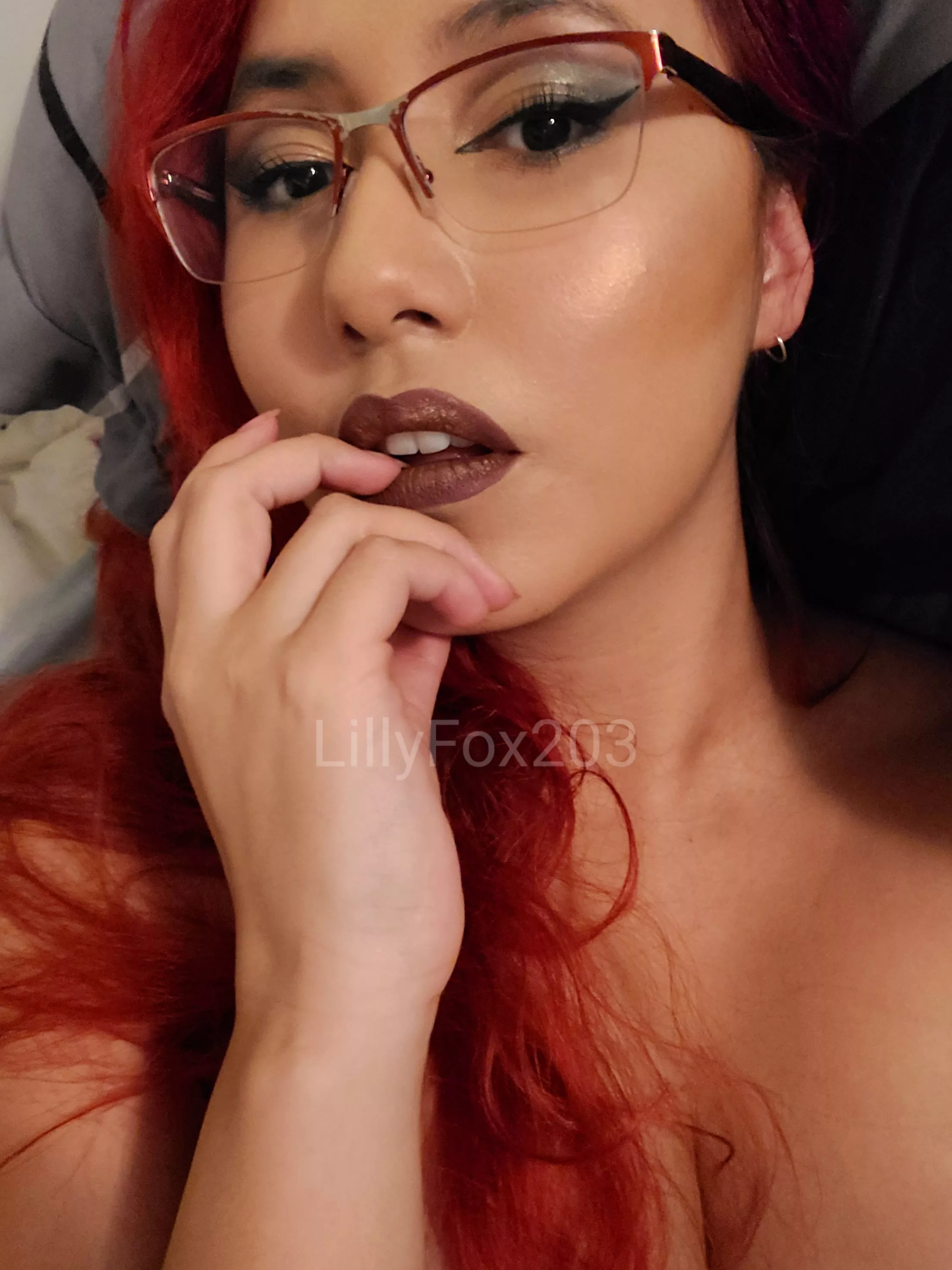 Ya girls playing with makeup again ?