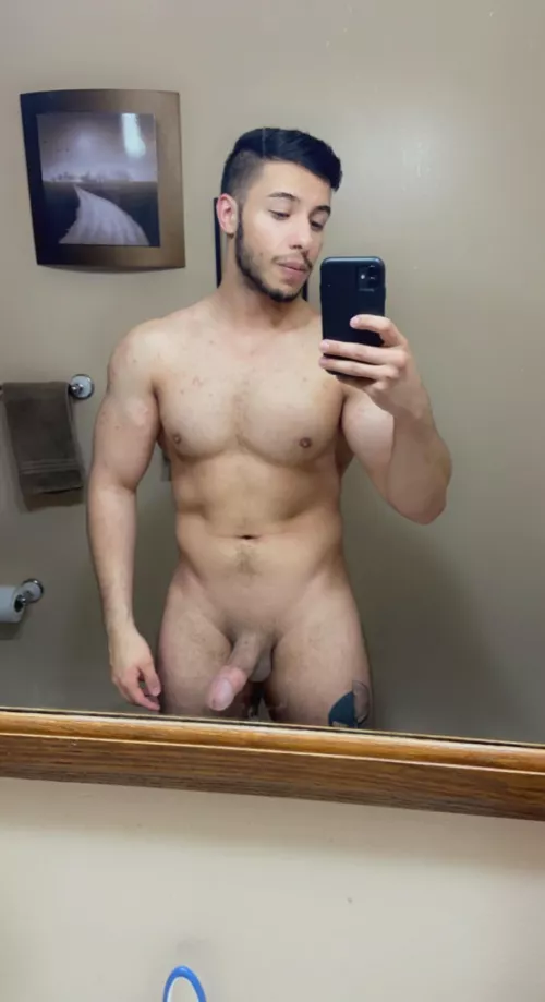 Yβall like Persian men here?