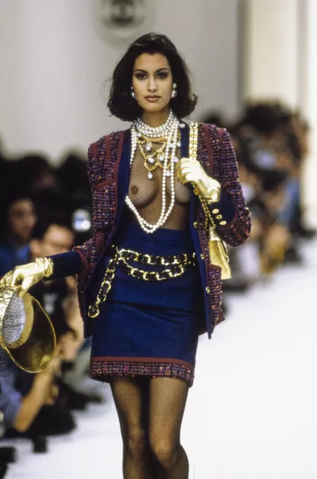 Yasmeen Ghauri | Chanel prêt-à-porter Fall-Winter 1991