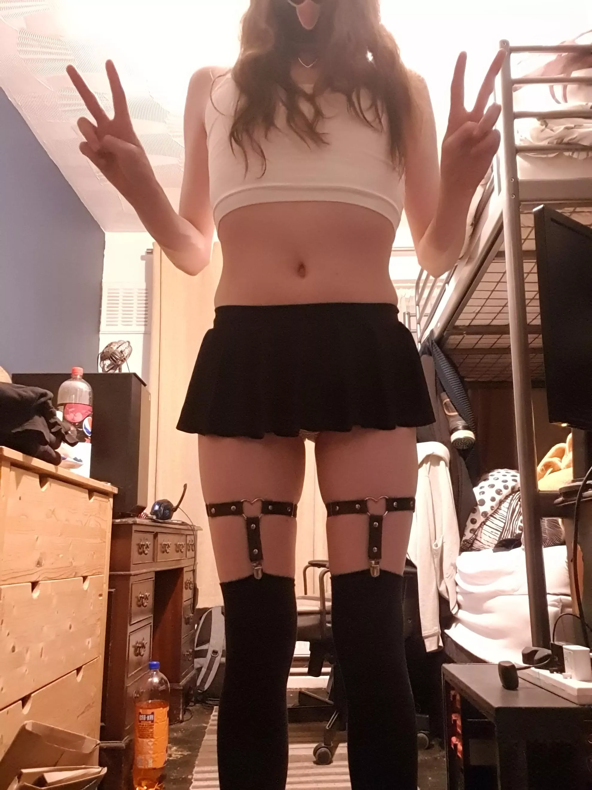 Yes if you press that arrow you can breed me. Its only fair ❤