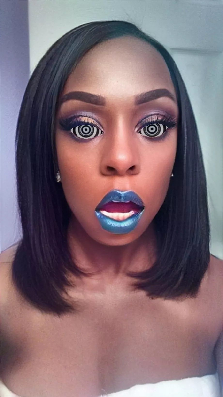 Yes Master I will turn off my brain while you use my mouth to feel good.