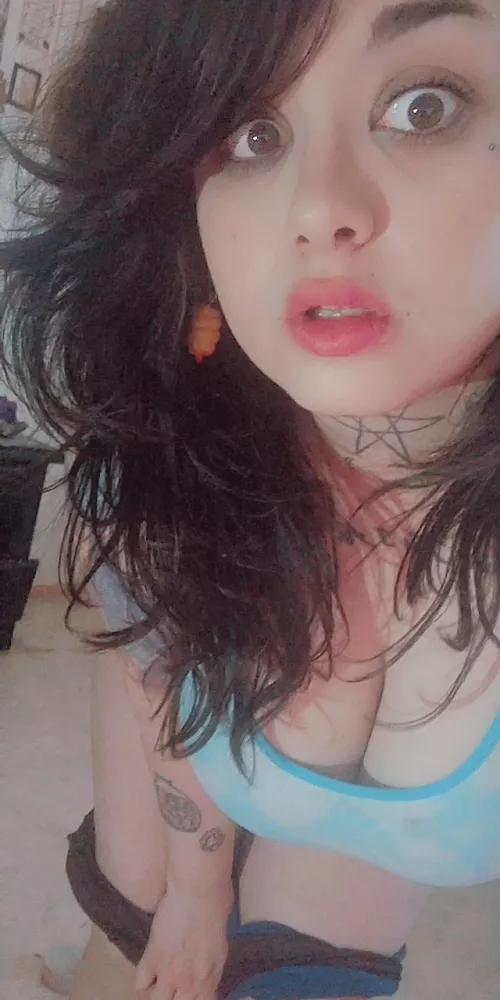 Yes, those are Kolache earrings :3