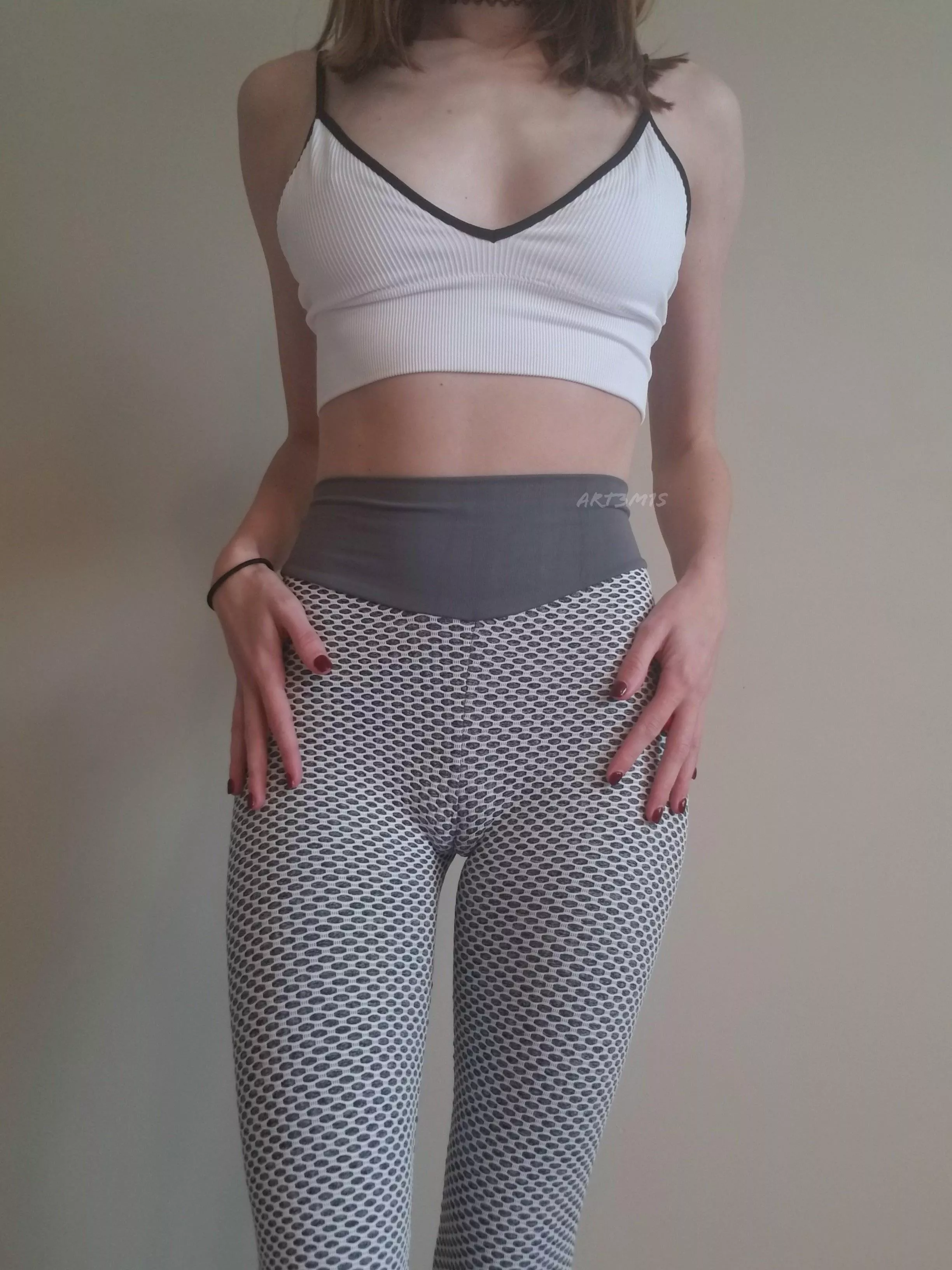 Yoga pants look good from the front too Yoga pants look good from the front too