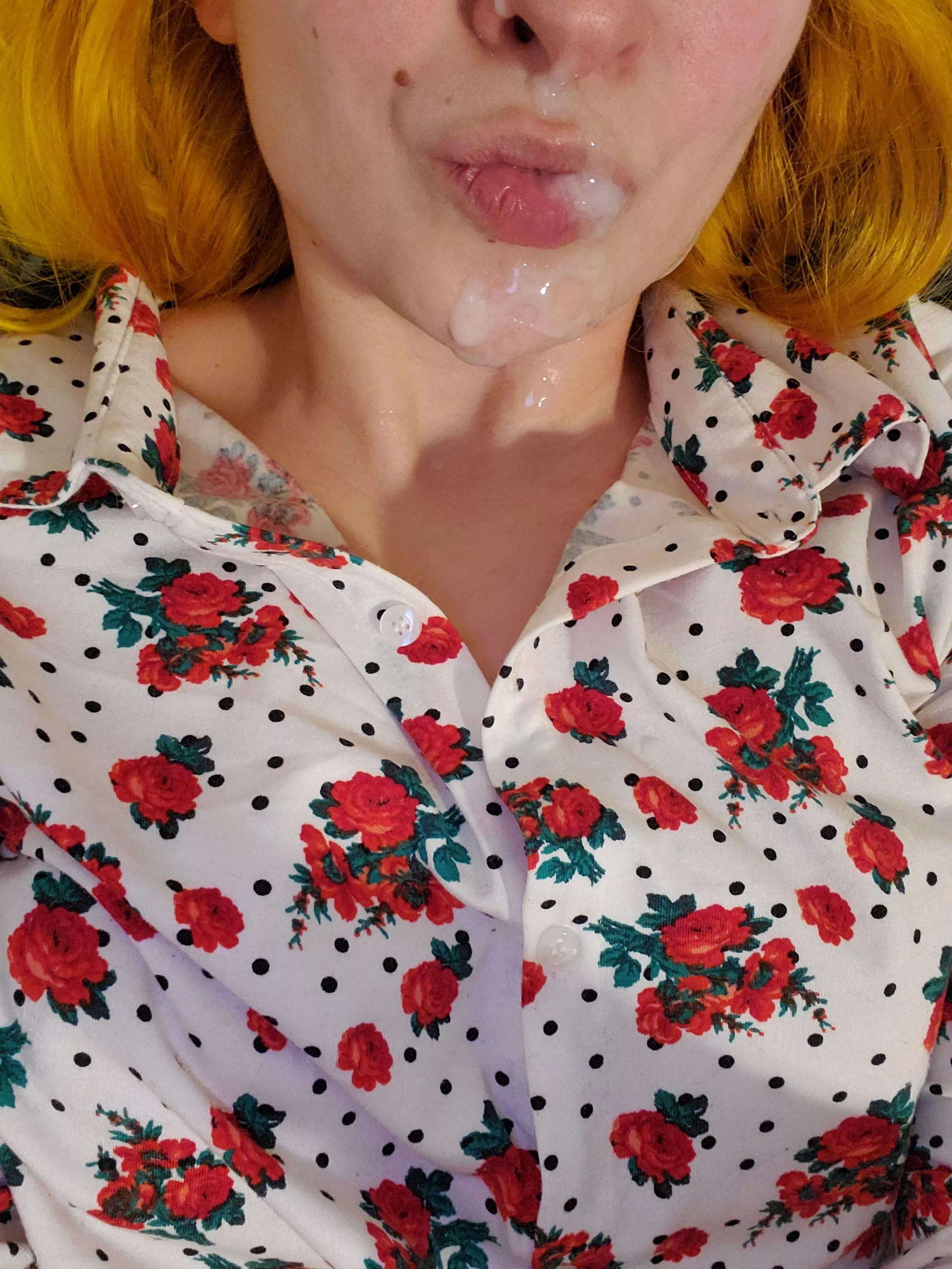 You can cum on my face but only if you kiss me after