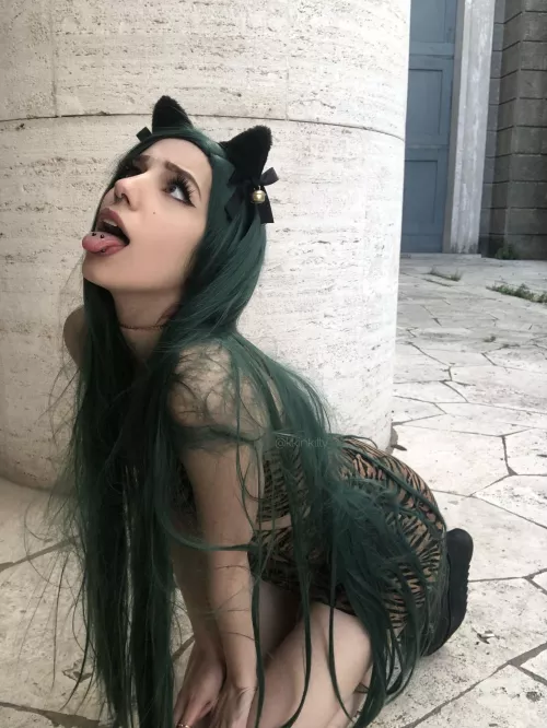 You can finish on my tongue piercings if you want ;) You can finish on my tongue piercings if you want ;)