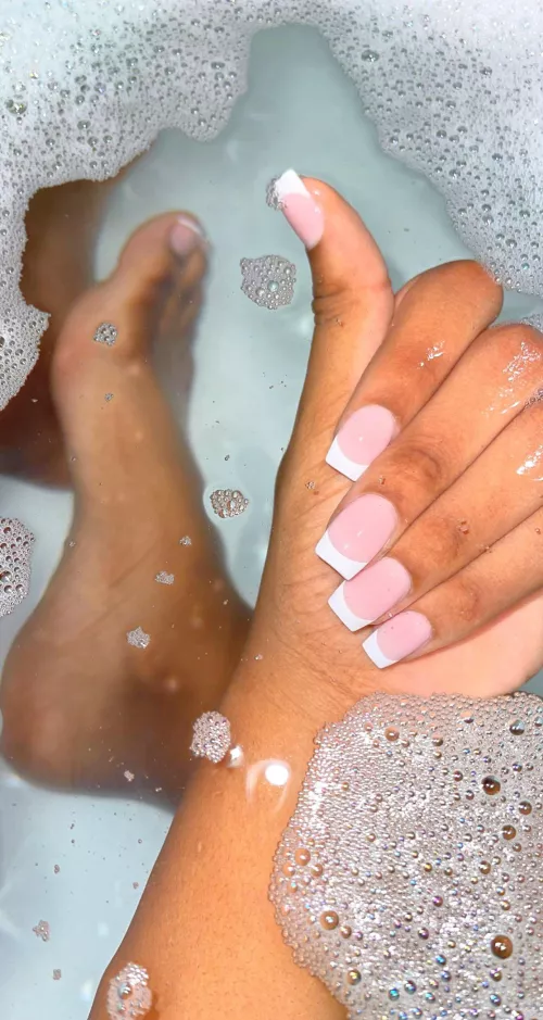 You can never go wrong with frenchies🥰