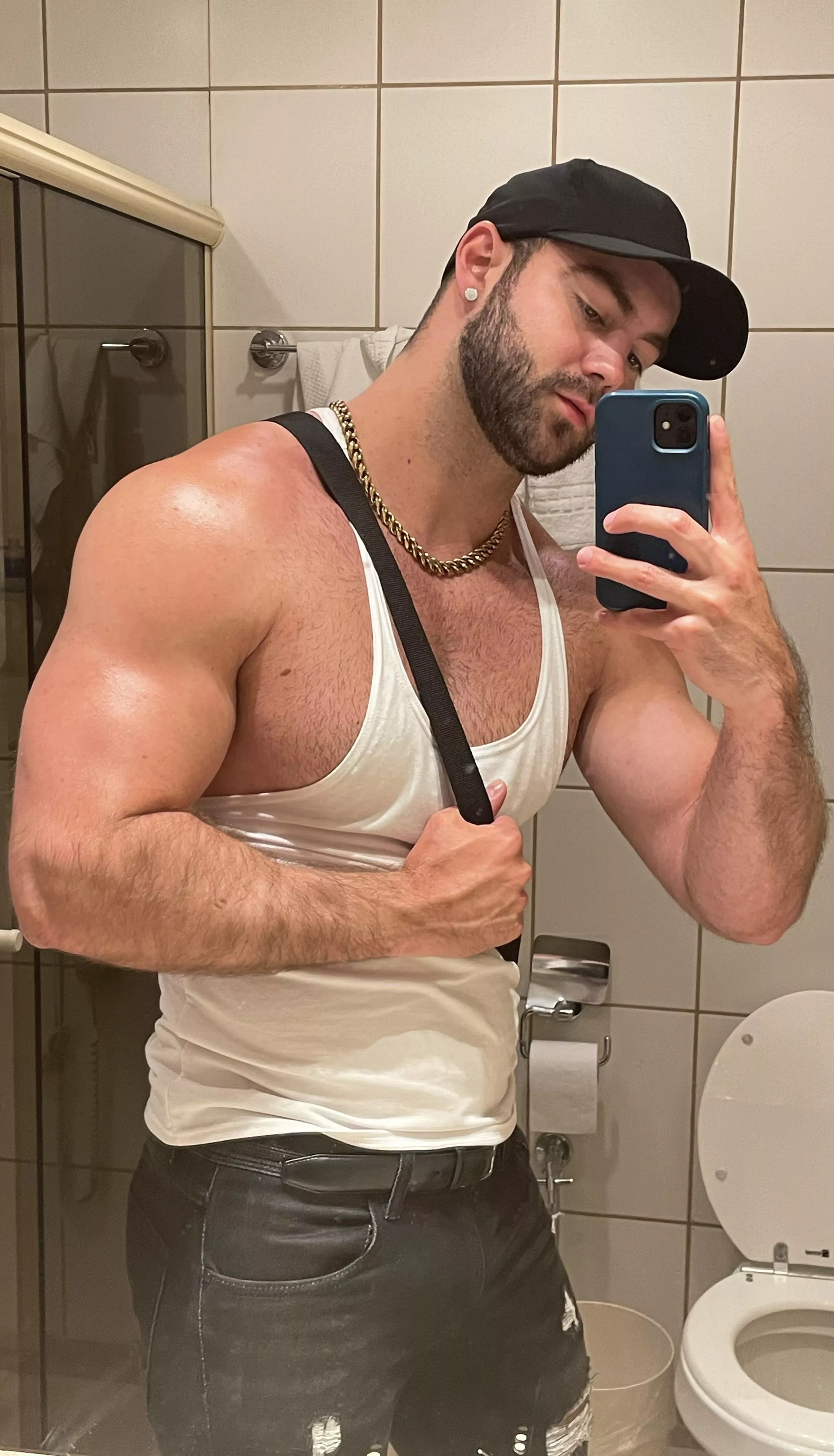 You can still rock tank tops in California in February