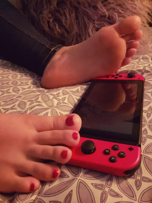 You can suck all my toes while I catch butterflies in animal crossing! π
