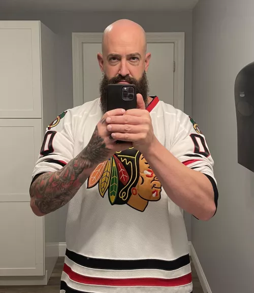 You can’t do Xmas season without wearing the Griswold jersey at least once. You can’t do Xmas season without wearing the Griswold jersey at least once.