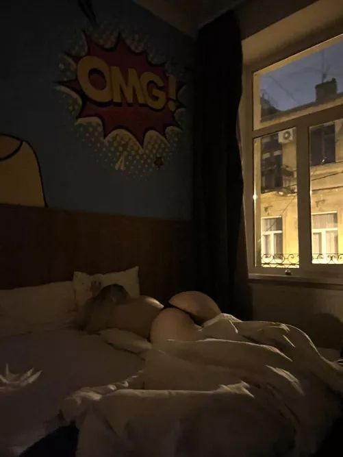 You come home late and find me like this. Wyd?🥺🥺😋