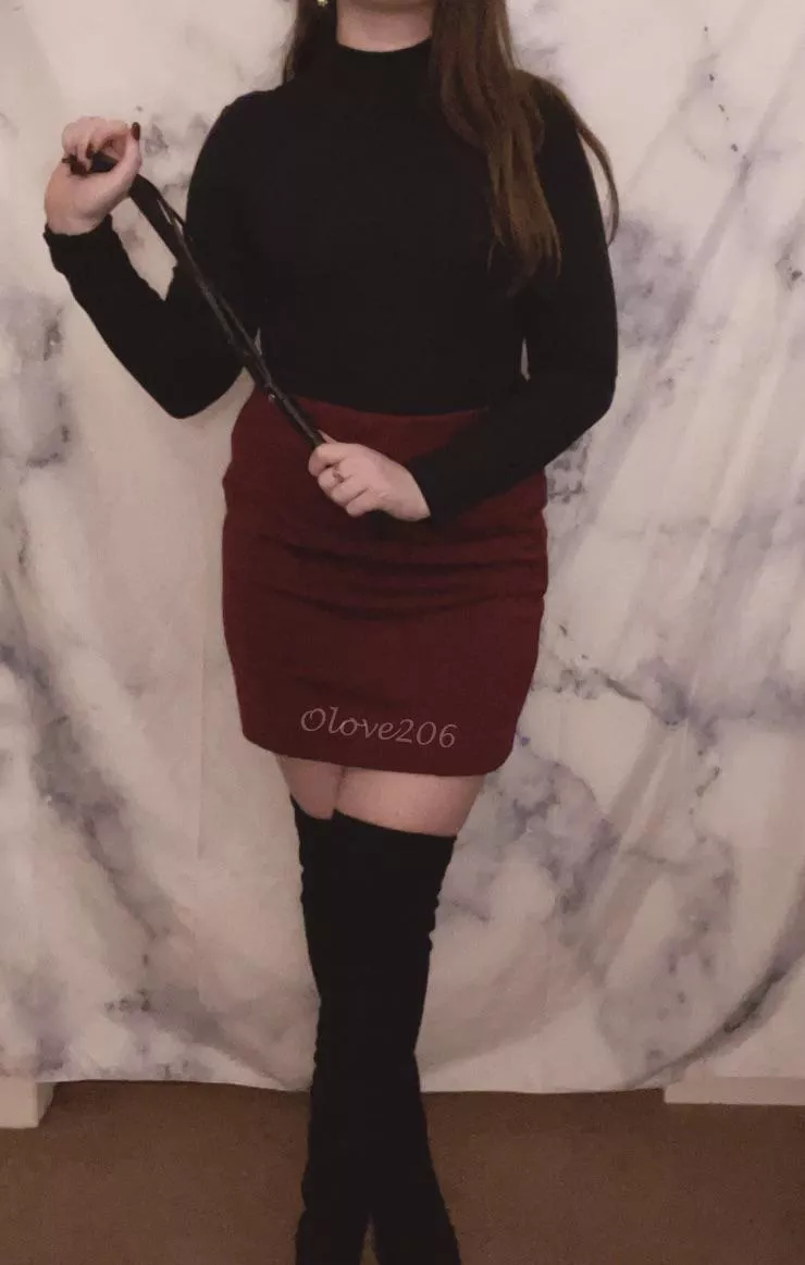 You don’t deserve to see me nude. You don’t deserve to see anyone nude here. Earn it, sluts. [domme] [oc]