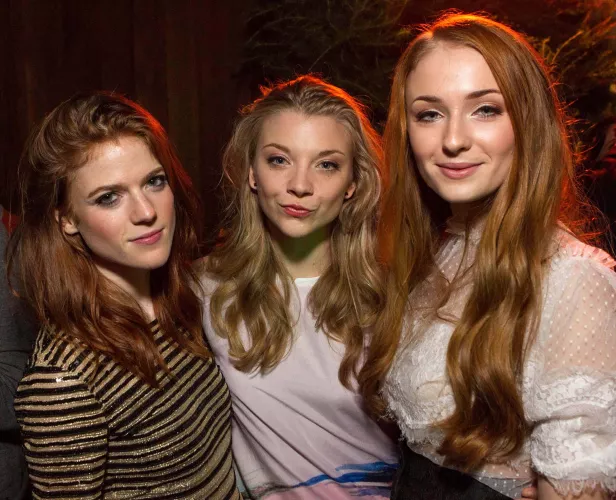 You enter into a room and ROSE LESLIE, NATALIE DORMER & SOPHIE TURNER are in their full games of thrones outfits what do you do? You enter into a room and ROSE LESLIE, NATALIE DORMER & SOPHIE TURNER are in their full games of thrones outfits what do you do?