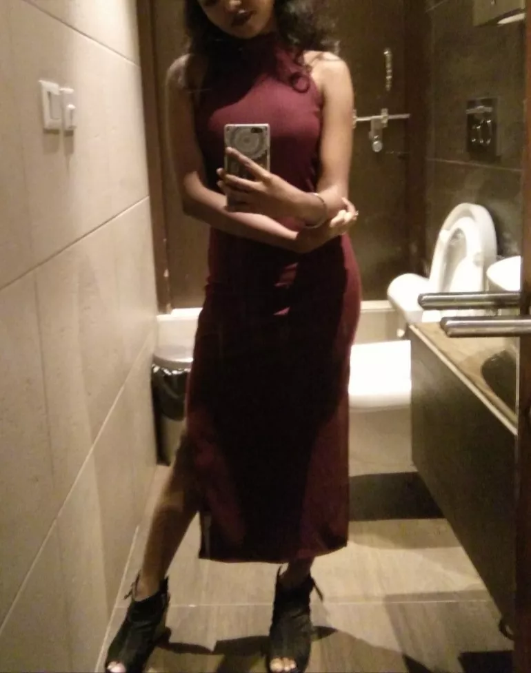 You get to free use me as long we are in washroom.